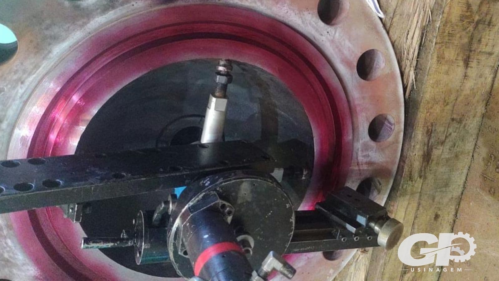 Usinagem do canal RTJ (Ring Type Joint) em flange